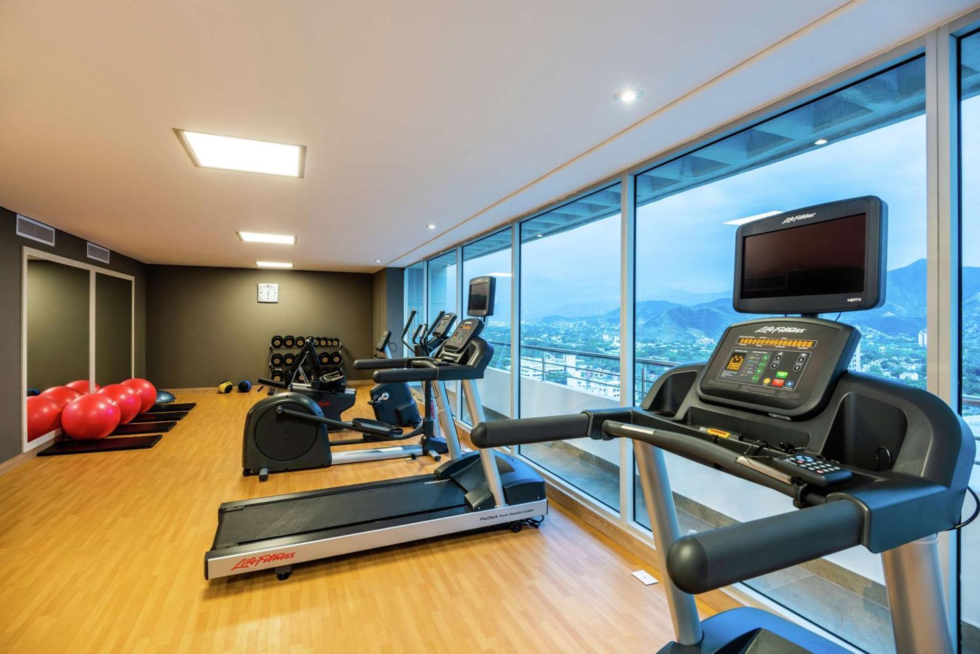 Hotel Hilton Garden 3*
